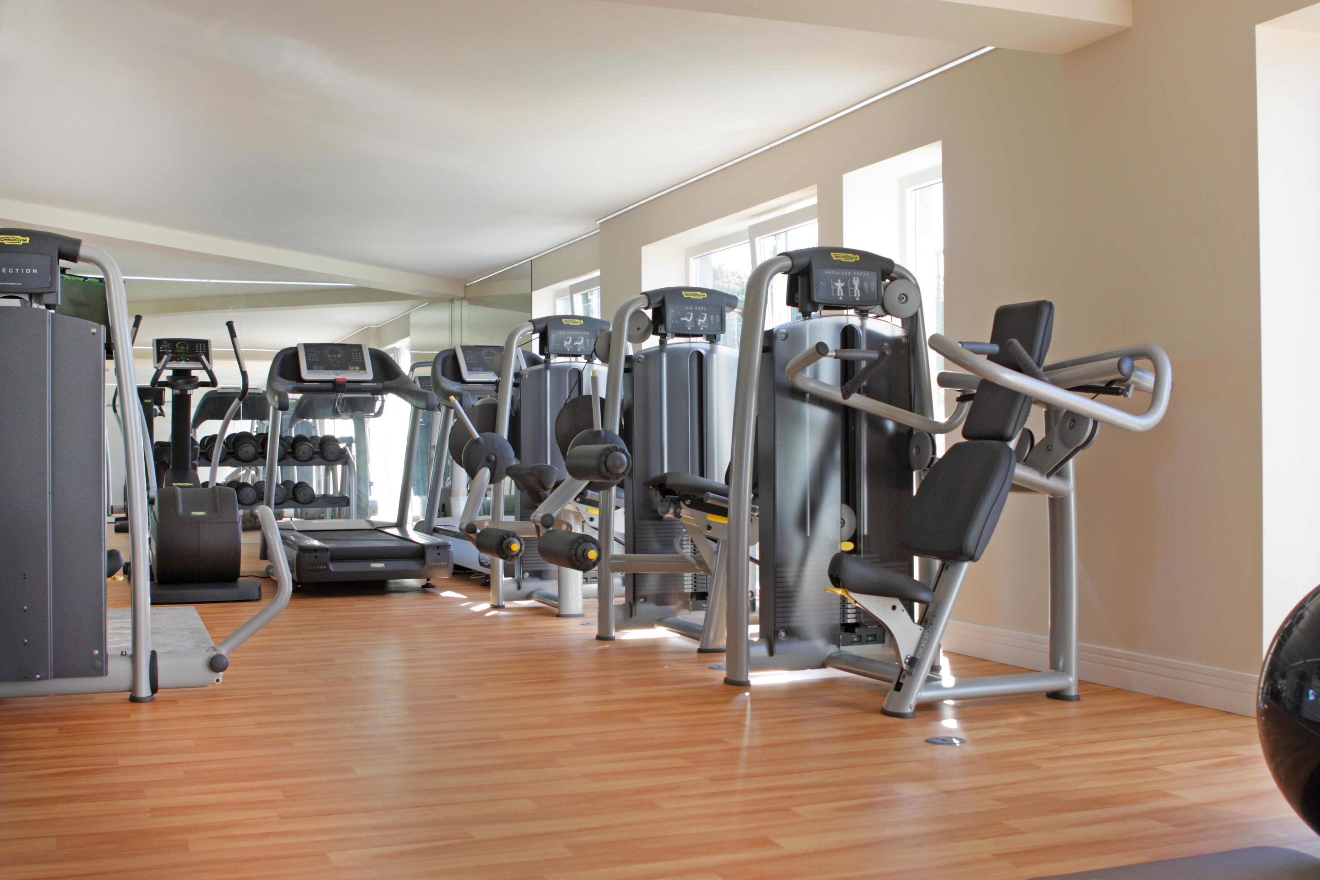 Longevity Senses - Cascais Boutique Hotel - Adults Only Ngoại thất bức ảnh The gym at the hotel