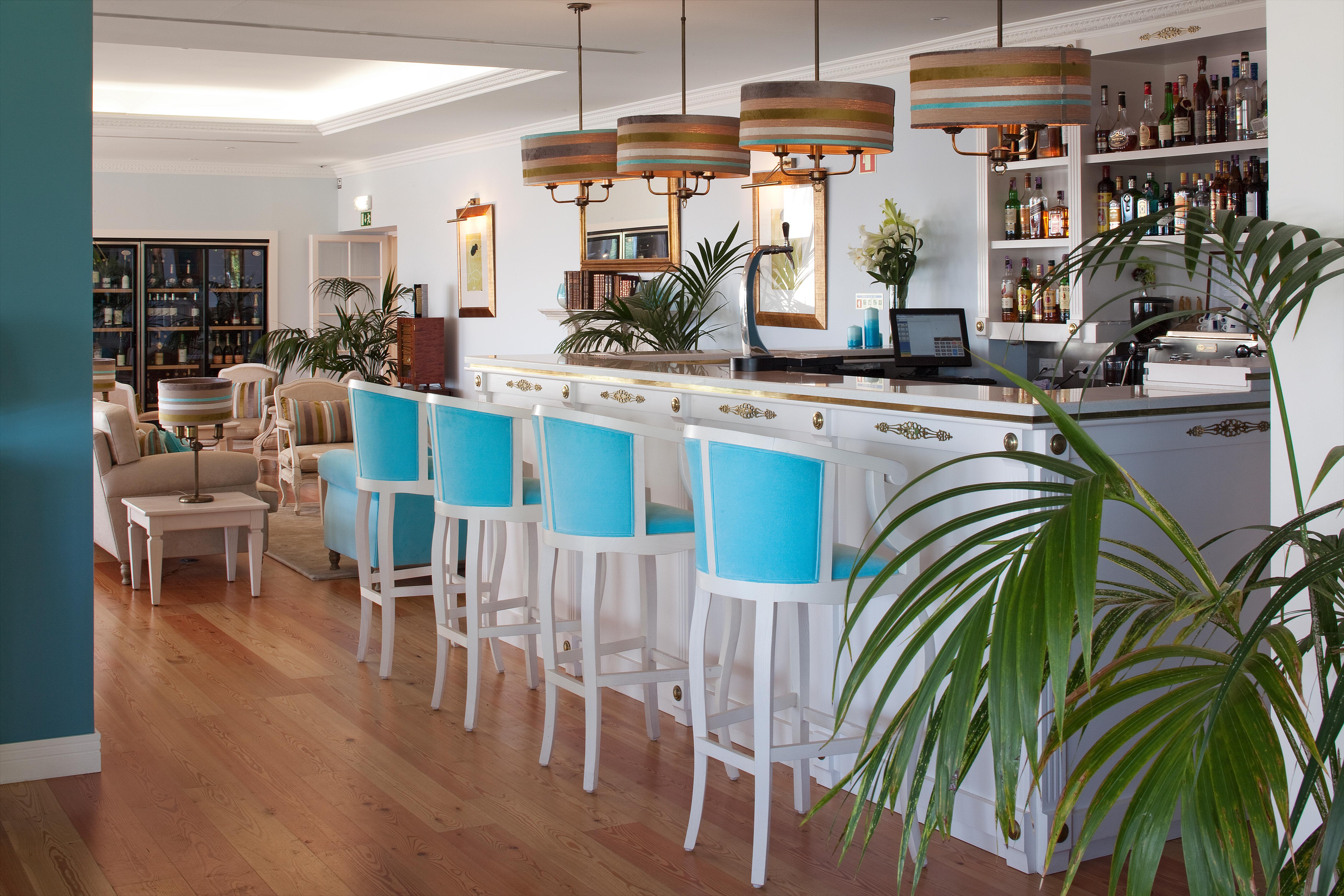 Longevity Senses - Cascais Boutique Hotel - Adults Only Ngoại thất bức ảnh The bar at the 2010 G8 Summit